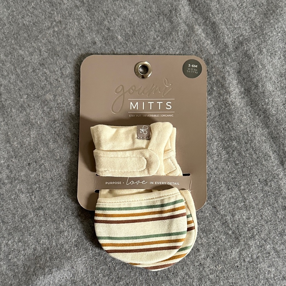 Goumi Mitts with Stripes 3-6M